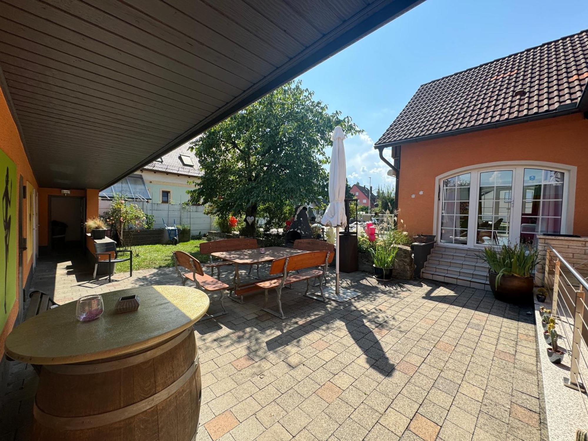 B&B'S Im Aischgrund Adelsdorf Екстер'єр фото
