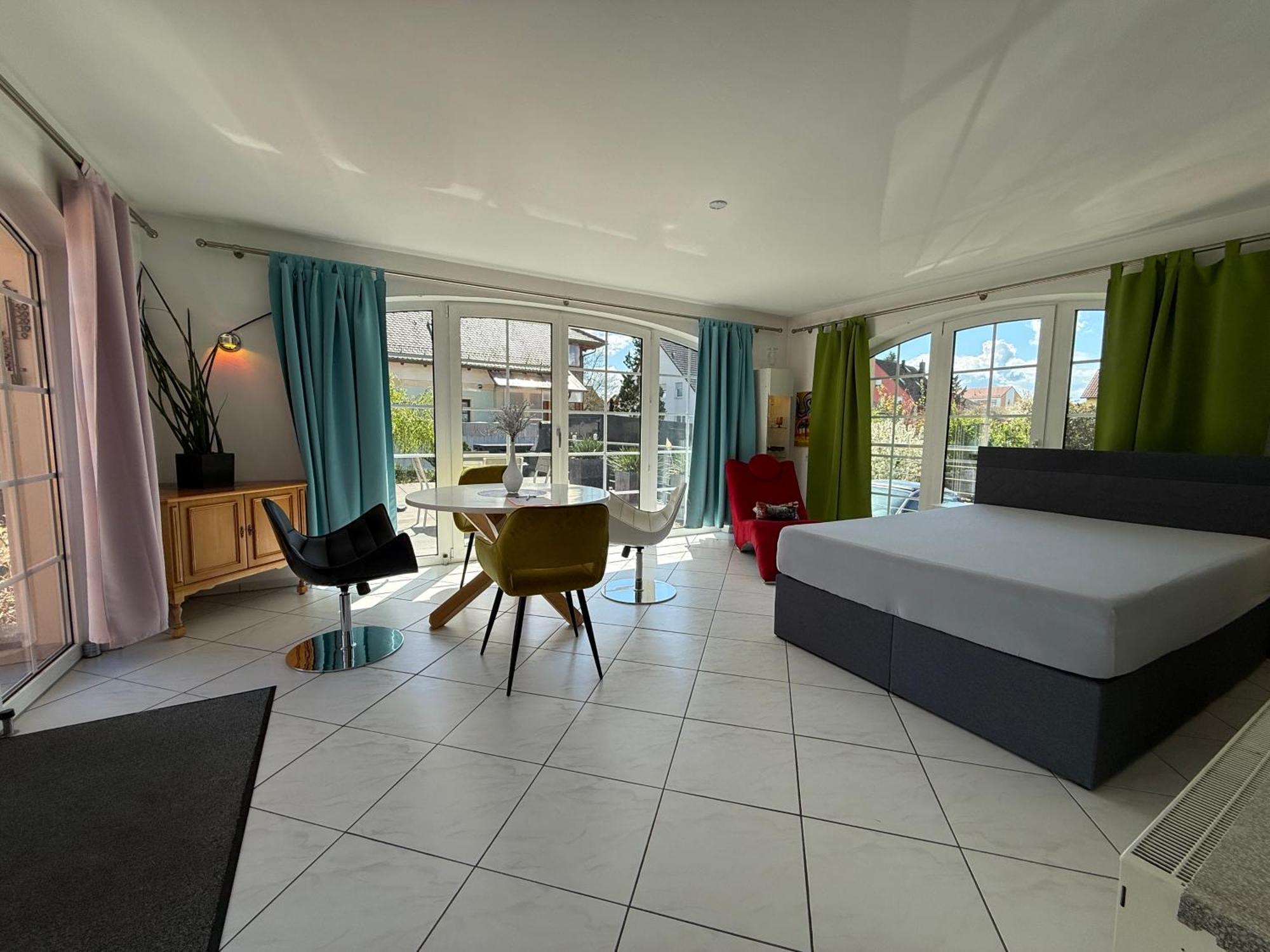 B&B'S Im Aischgrund Adelsdorf Екстер'єр фото