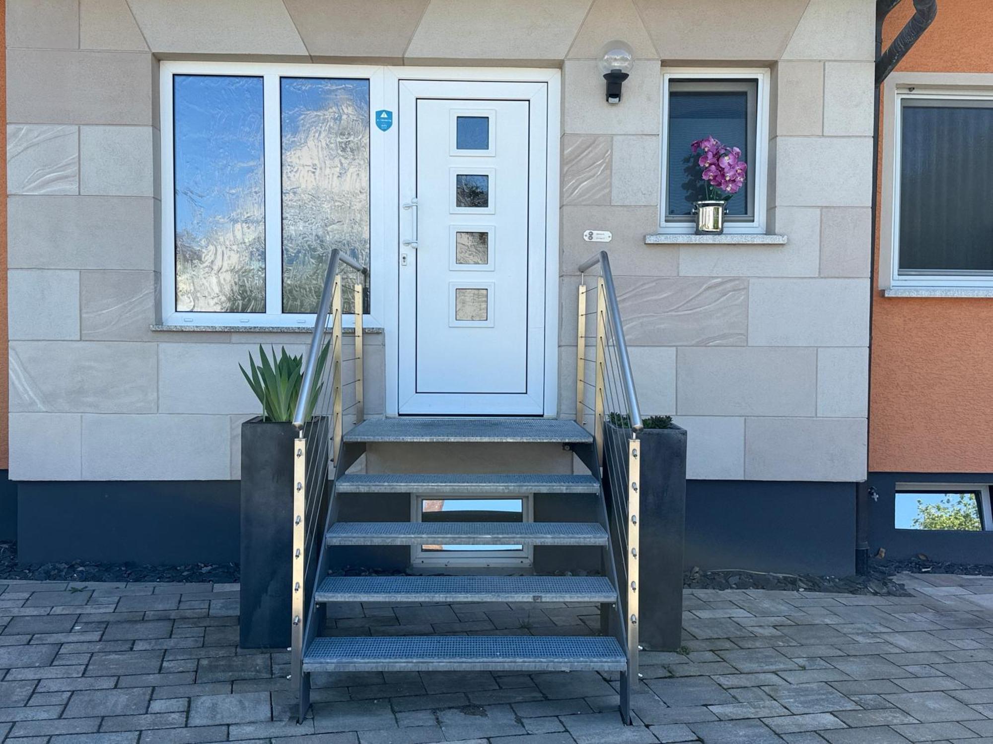 B&B'S Im Aischgrund Adelsdorf Екстер'єр фото
